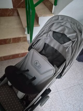 Silla de paseo Kinderkraft gris