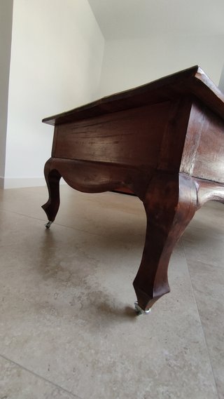 Mesa centro madera maciza con cajón