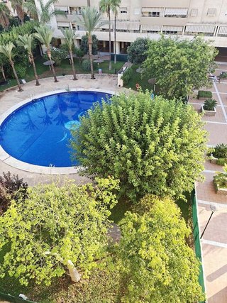 Piso en alquiler en Parque Mediterráneo - Santa Paula en Málaga
