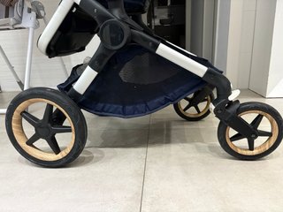 Carrito Bugaboo Fox 2 Azul Marino