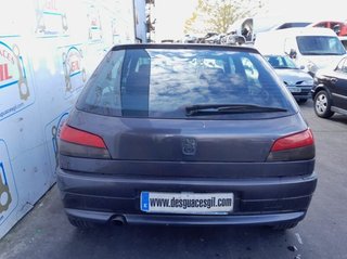 Piloto trasero derecho peugeot 306 berlina 1161179