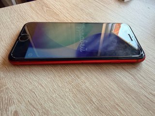 iPhone SE (2ª gen) Rojo