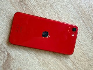 iPhone SE (2ª gen) Rojo