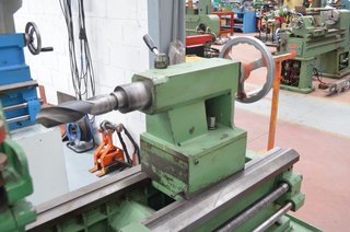 Torno Pinacho L1-310 de 3.000mm e.p