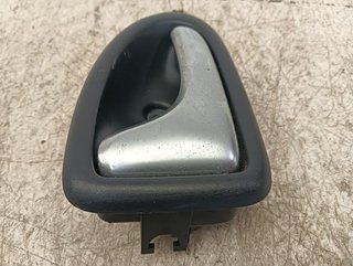 MANETA INTERIOR DELANTERA IZQUIERDA RENAULT CLIO