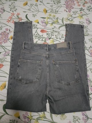 Vaqueros Zara cintura alta