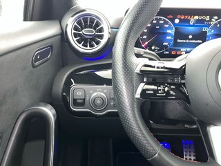 Mercedes-Benz Clase A 180 100 kW (136 CV)