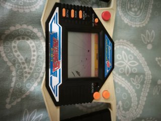 Máquina LCD Bandai Space Hawk 50