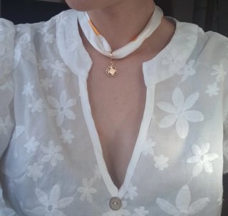 Conjunto de joyería oro y blanco