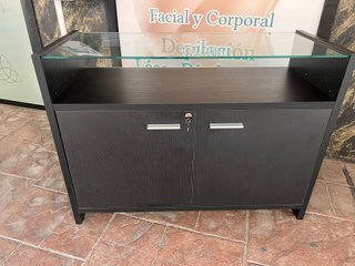 Mobiliario de Peluquería Completo