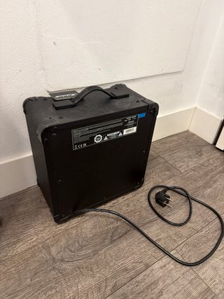 Amplificador Marshall MG10G Guitarra Eléctrica
