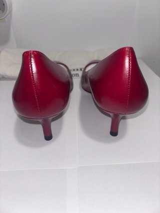 Zapatos L.K. Bennett tacón rojo