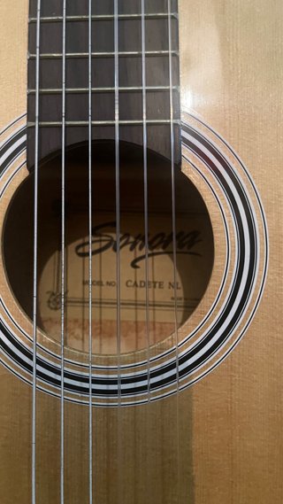 Guitarra Cadete