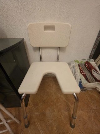 Cama articulada hospitalaria