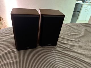 Radio y Altavoces Sony