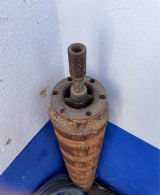 Bomba y cabezal para riego