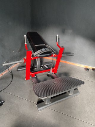 Máquina Hip Thrust Etenon Fitness