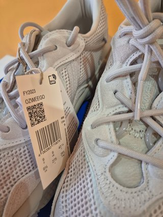 Adidas Ozweego A ESTRENAR Talla 43 1/3.