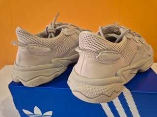 Adidas Ozweego A ESTRENAR Talla 43 1/3.