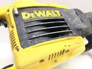 E1207899-0 MARTILLO ELECTRICO DEWALT D25899K