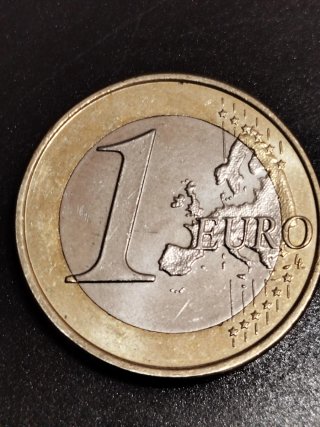 Moneda 1€ España 2024 Error Barbilla