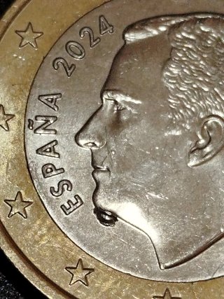 Moneda 1€ España 2024 Error Barbilla
