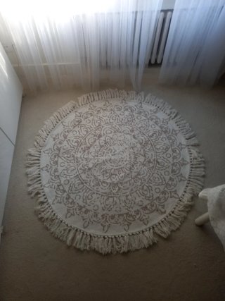 Alfombra redonda beige y blanca 1,15