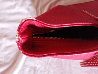 Borsa Moschino grande rossa con borchie