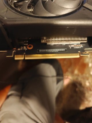 ASUS DUAL RX 7700XT 12GB AMD Radeon