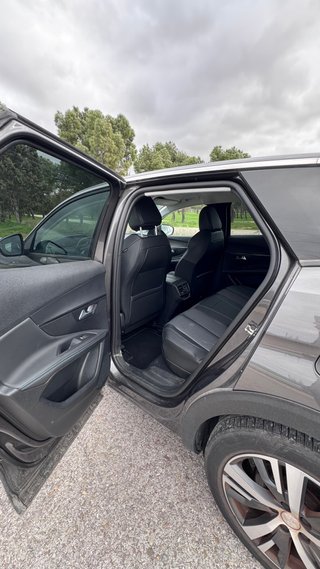 Peugeot 3008 - 2021 - COMO NUEVO