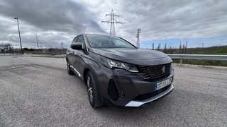 Peugeot 3008 - 2021 - COMO NUEVO