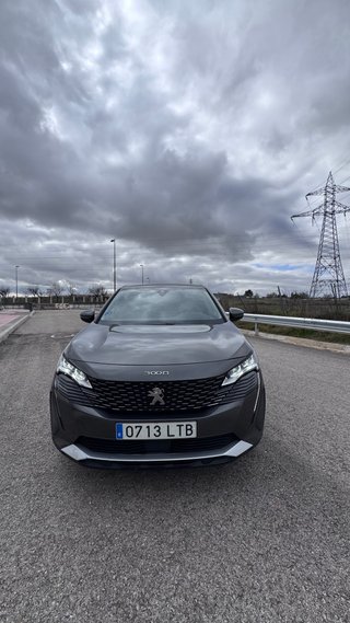 Peugeot 3008 - 2021 - COMO NUEVO