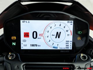 DUCATI HYPERMOTARD 950 RVE