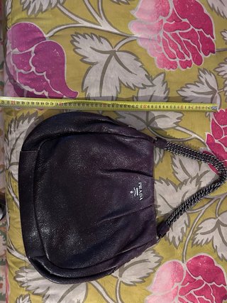 Bolso Prada Vintage Cadena Morado