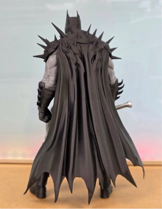 Figura Batman con hacha