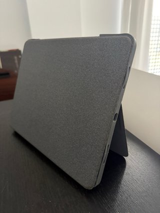 Logitech Combo Touch iPad Pro 12.9 5ª Gen