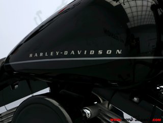 HARLEY-DAVIDSON SOFTAIL BLACKLINE