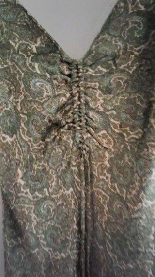 Vestido Zara verde y beige