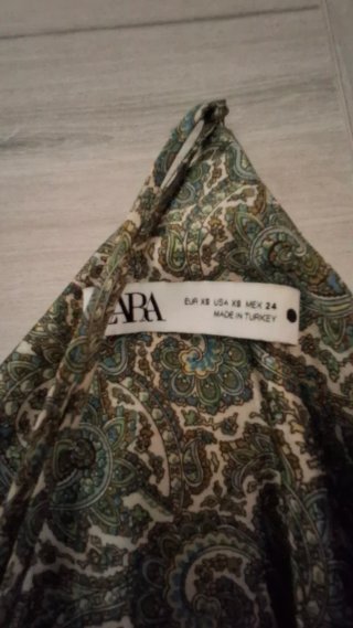 Vestido Zara verde y beige