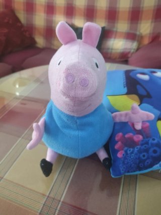 Lote Peluche Peppa Pig y Cojín Nemo