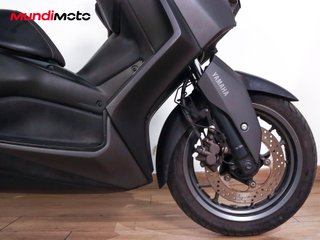 YAMAHA X-MAX 125