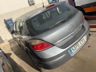 Opel Astra 2006
