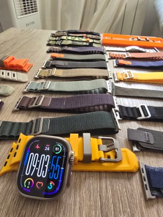 Apple Watch Ultra + 26 correas