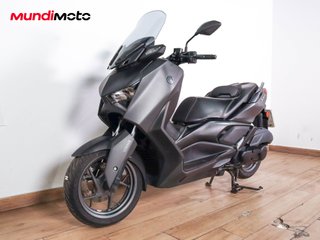 YAMAHA X-MAX 125