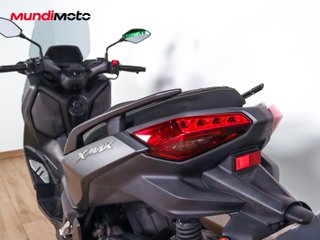 YAMAHA X-MAX 125