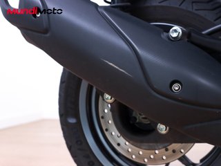 YAMAHA X-MAX 125