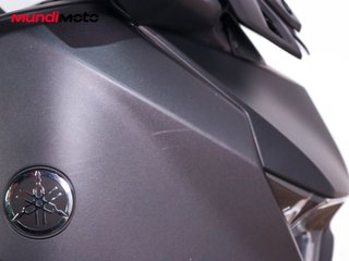 YAMAHA X-MAX 125