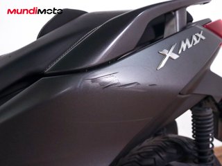 YAMAHA X-MAX 125