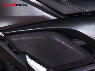YAMAHA X-MAX 125