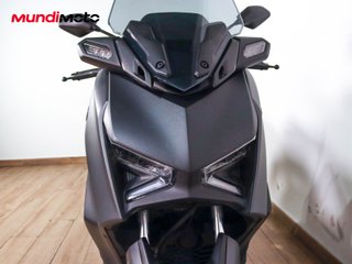 YAMAHA X-MAX 125